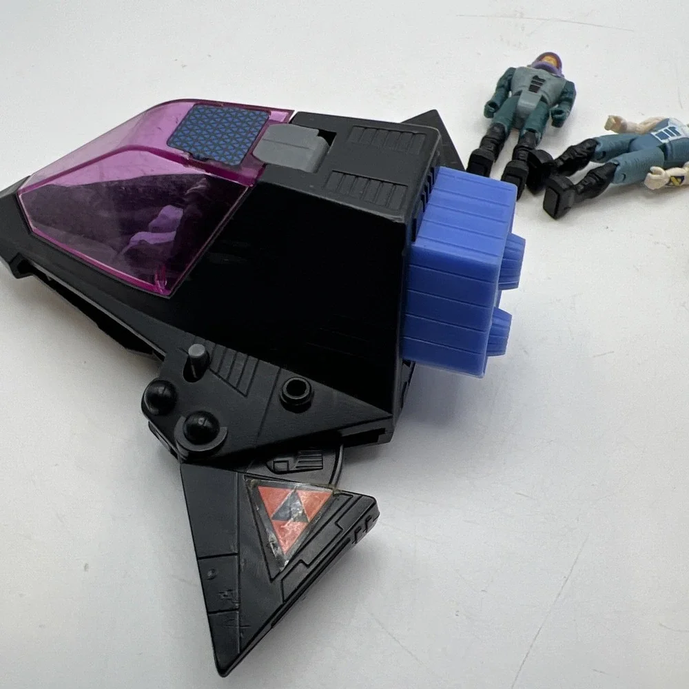 Starcom Shadowbat Parasite  with Lt. Magg Coleco & 3 Other Figures 1986 READ!!!!
